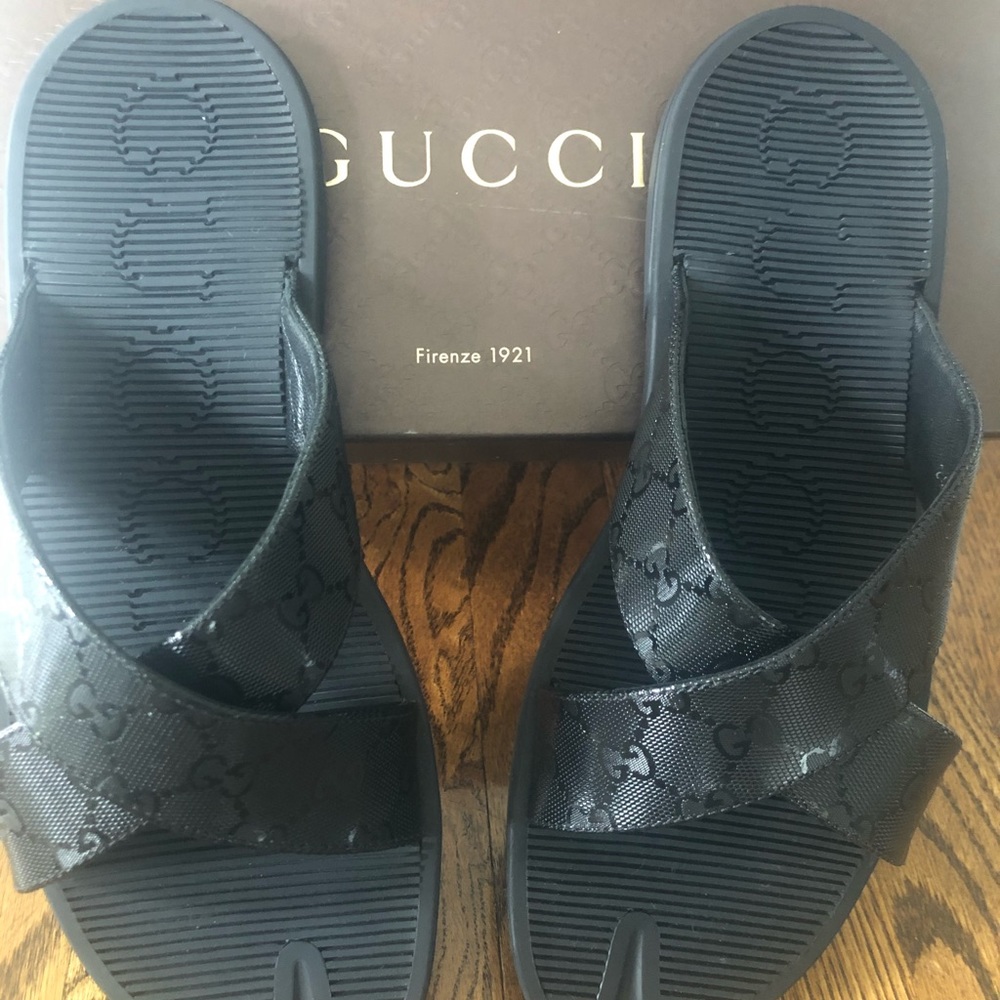 Brand New 🇮🇹Gucci Men Slides size 9